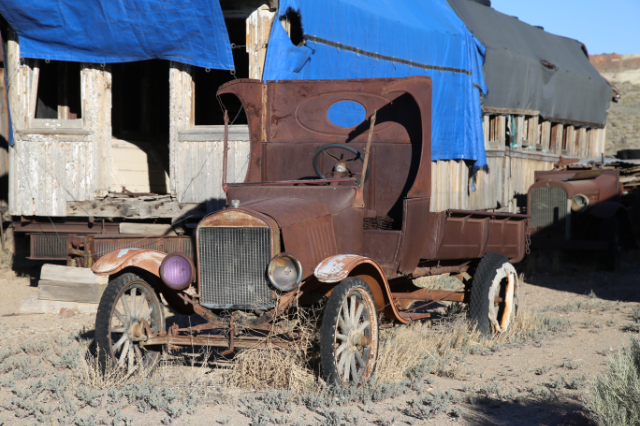 Uncovering Americas Roadside Relics Transportation News AutoTrader