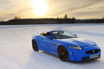 How to top up screen wash on a Jaguar XK