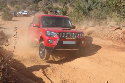 Mahindra Pik Up