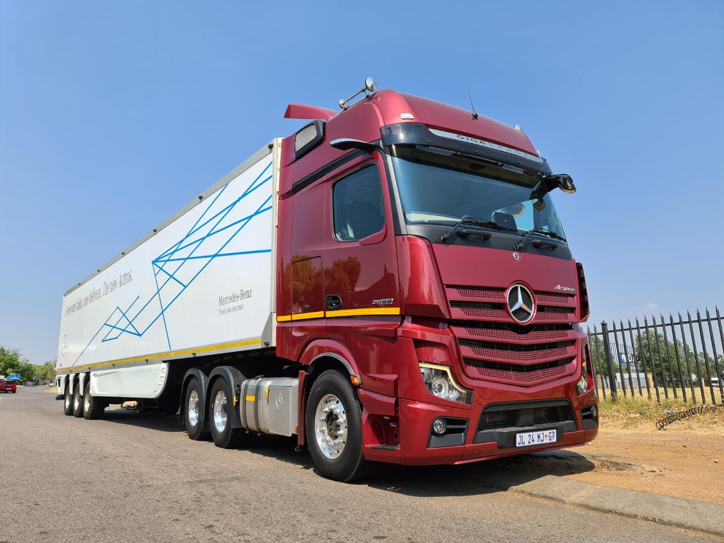 Mercedes-Benz Actros 2663