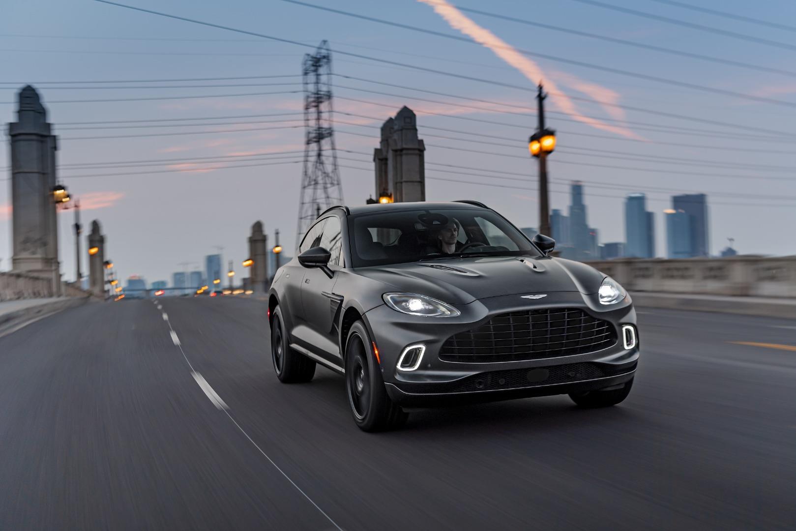 Aston Martin DBX