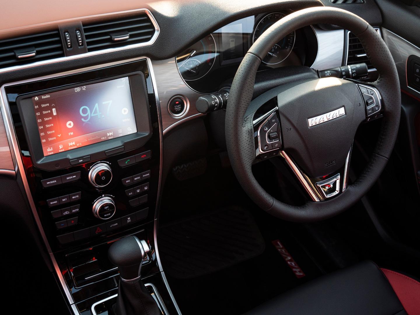 Mahindra TUV300