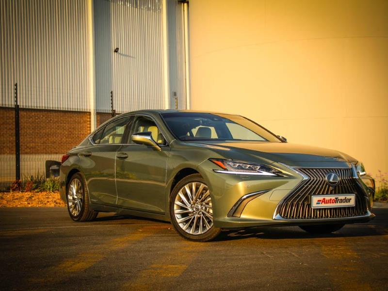 Lexus ES