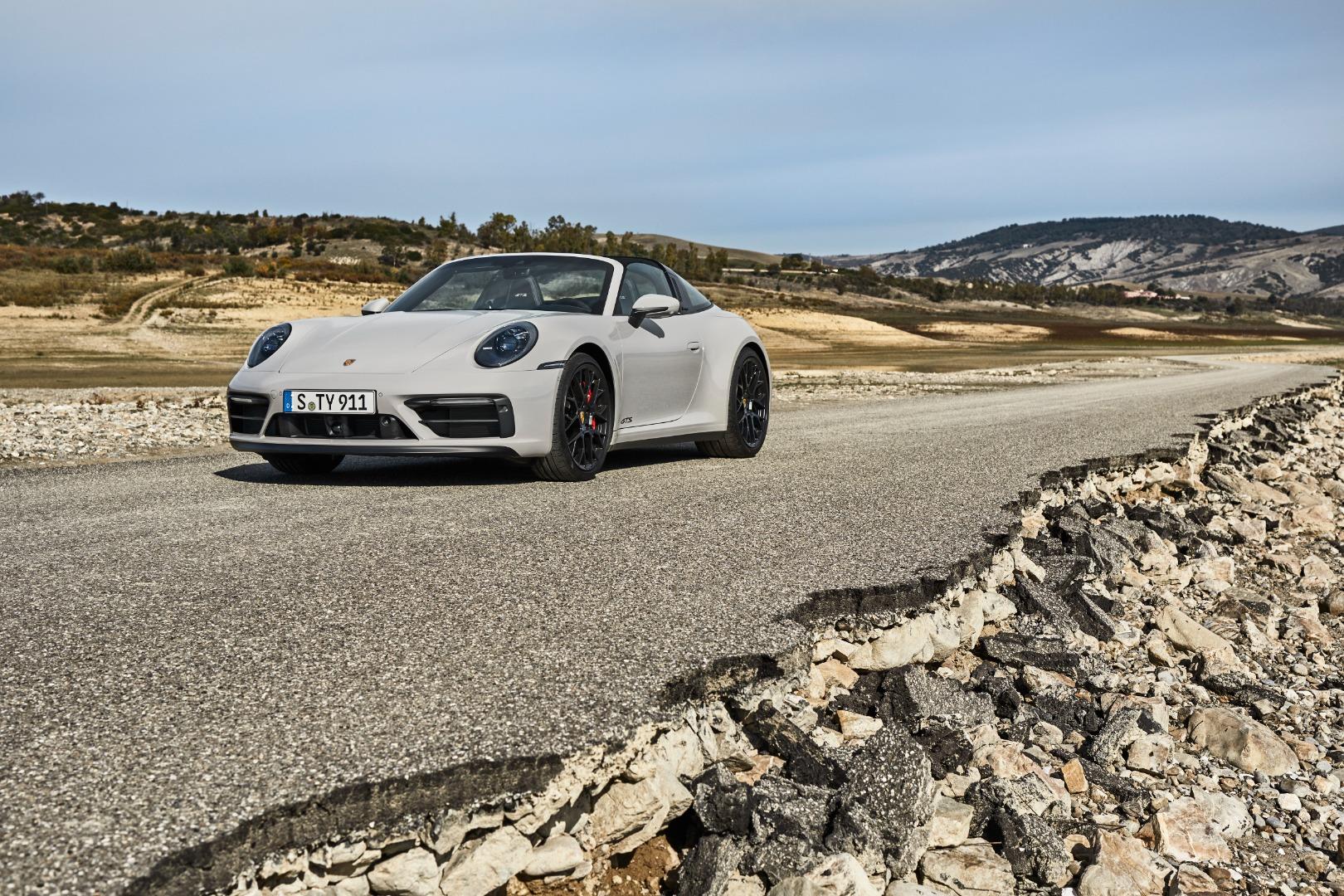 Porsche 911 GTS