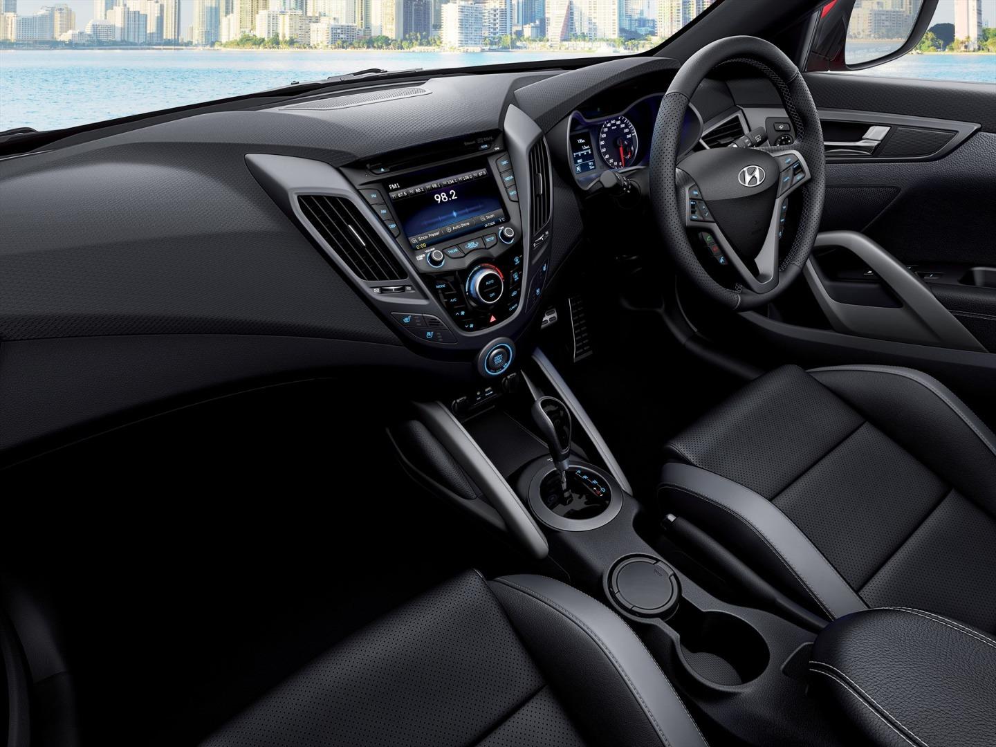 Hyundai Veloster