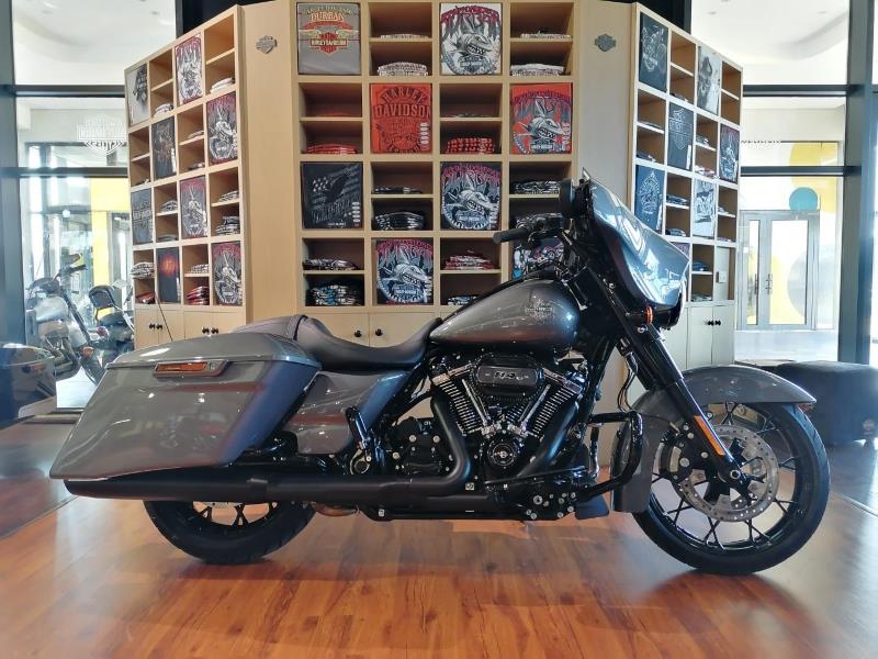 114 street glide for sale