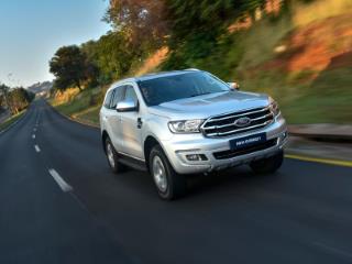 How to replace the car battery on a Ford Everest