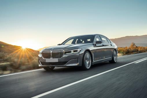 Top 4 extras you should fit to a used BMW 7 Series