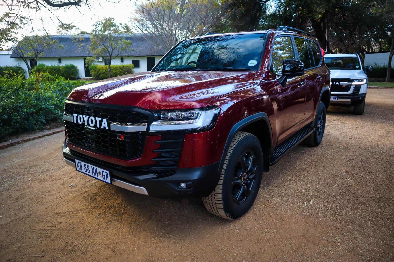 Toyota Land Cruiser 300