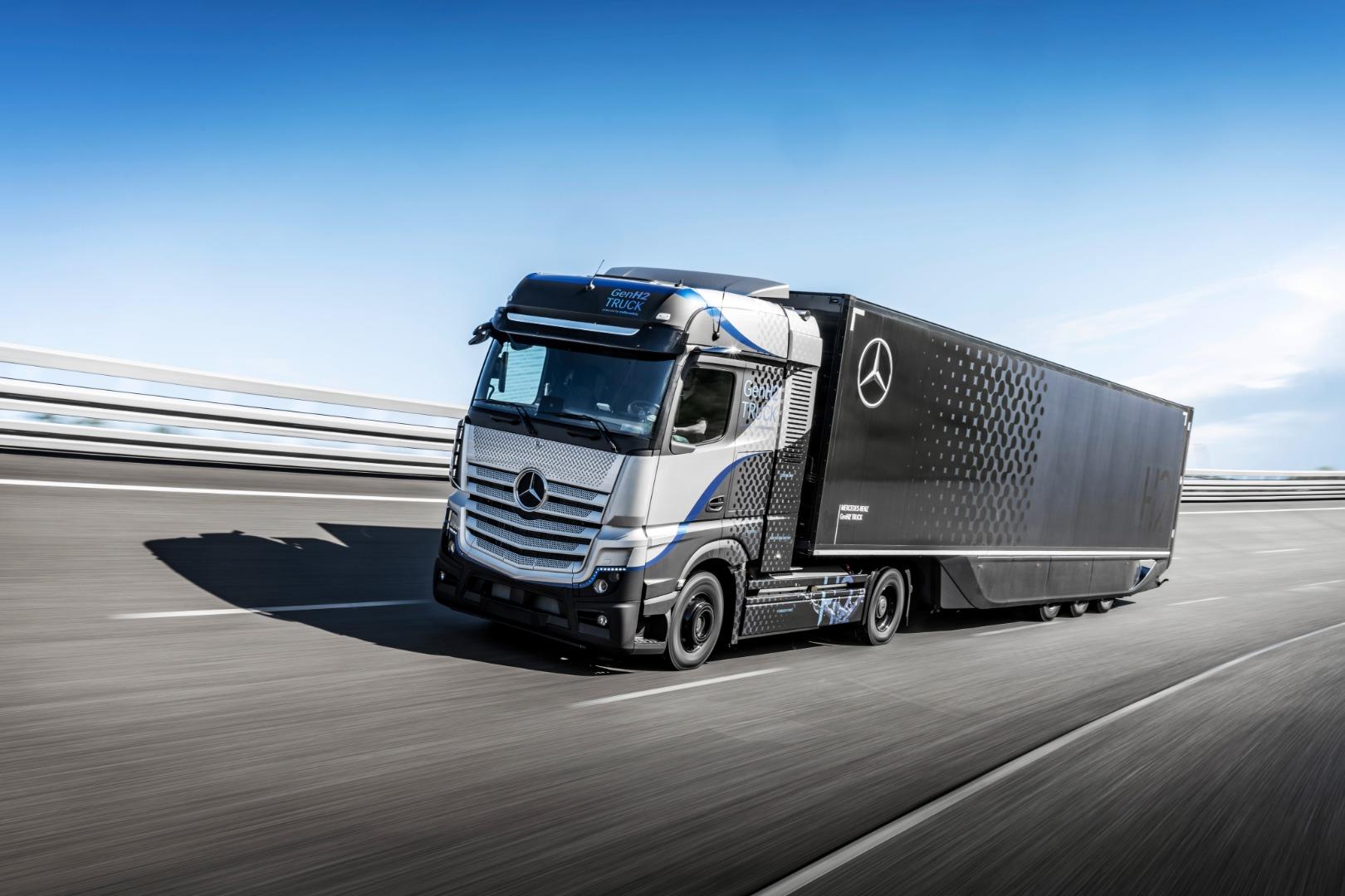 Mercedes-Benz GenH2 Truck