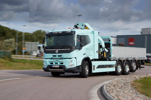 On Test: Volvo FM Electric & FMX Electric - Trucking