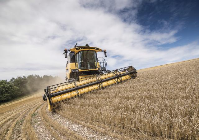 New Holland CX5