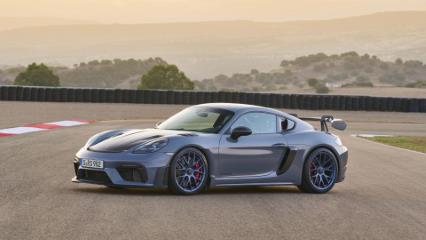 Porsche 718 Cayman colour and price guide