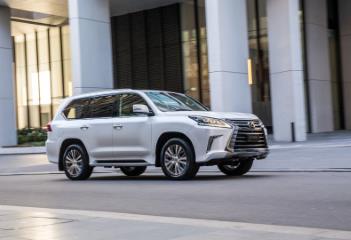 Lexus LX colours and price guide