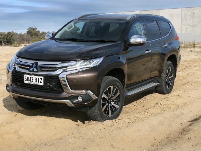 Generic Car Comparison: Toyota Fortuner vs. two of its competitors ...