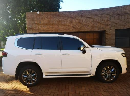 2022 Toyota Land Cruiser 300 3.5T ZX for sale - 9821653205707