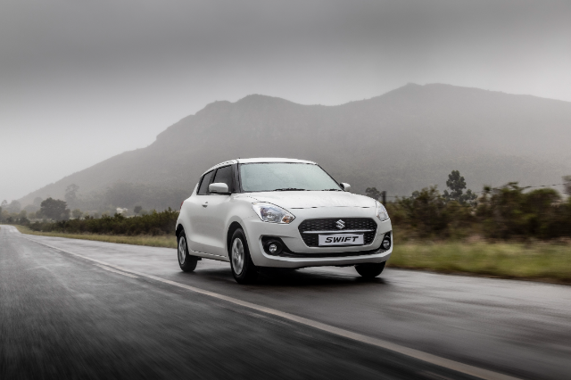 What is the difference between the Suzuki Swift and the Suzuki Swift Sport?  - Automotive News - AutoTrader