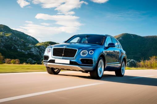 Bentley Bentayga diesel is as refined as the “royal wave”