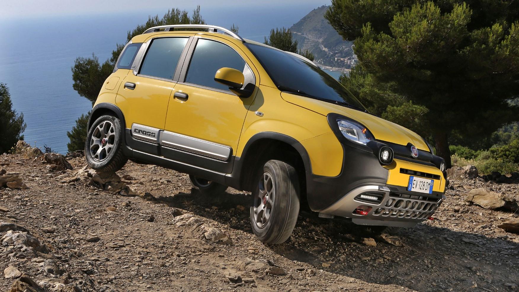 Top 5 Fiat Panda 4x4 accessories to make your babySUV