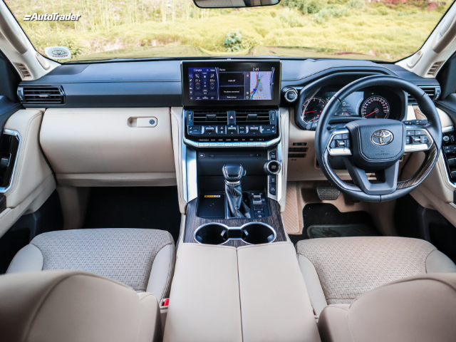 Toyota Land Cruiser 300 3.5T ZX (2022) review - the oil-field favourite ...