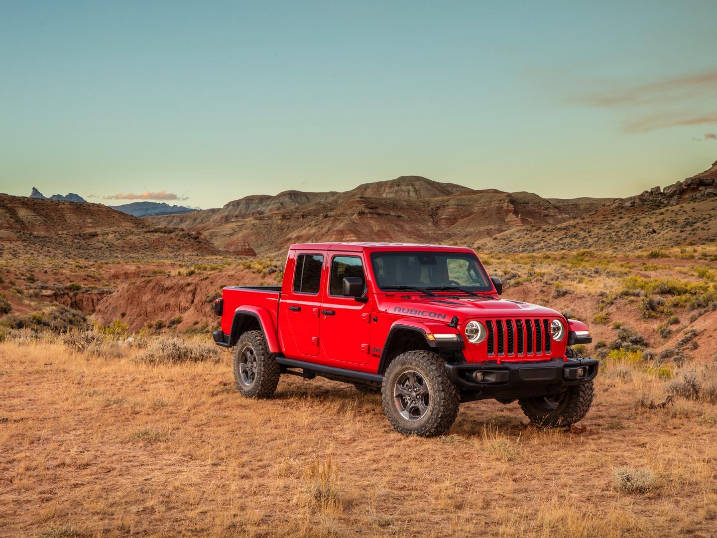 Everything you need to know about the Jeep Gladiator - Buying a Car ...