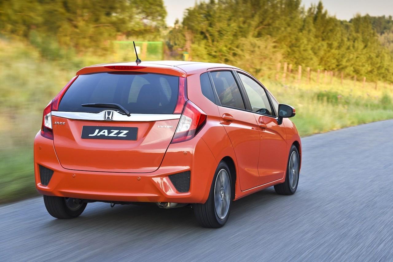 Honda Jazz Vs Mazda 2