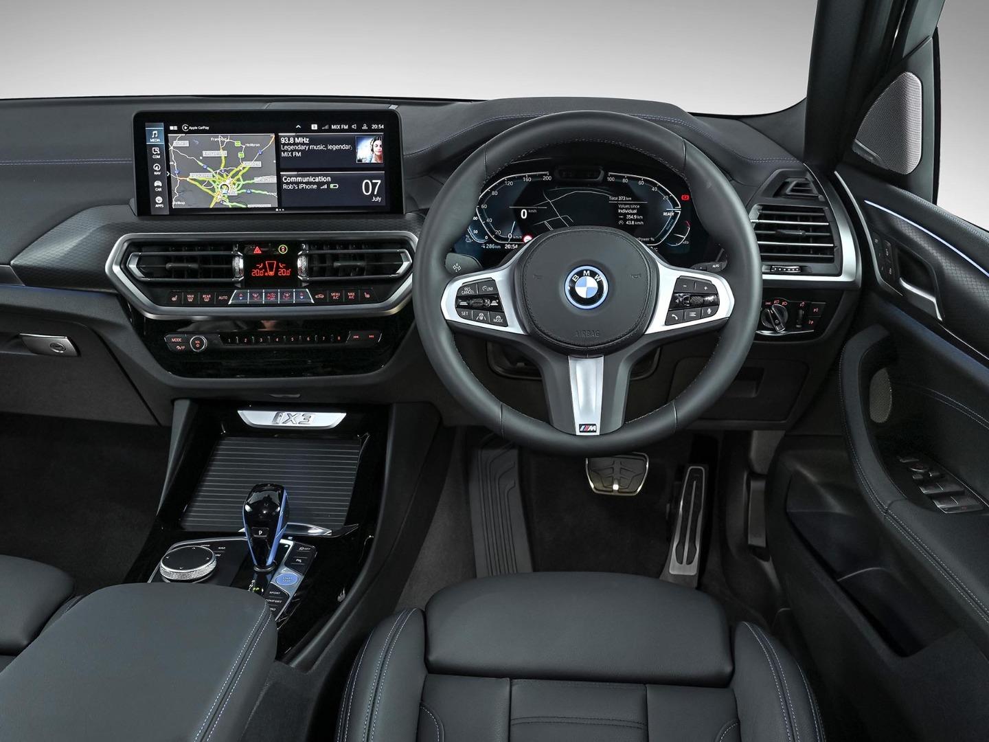 BMW iX3