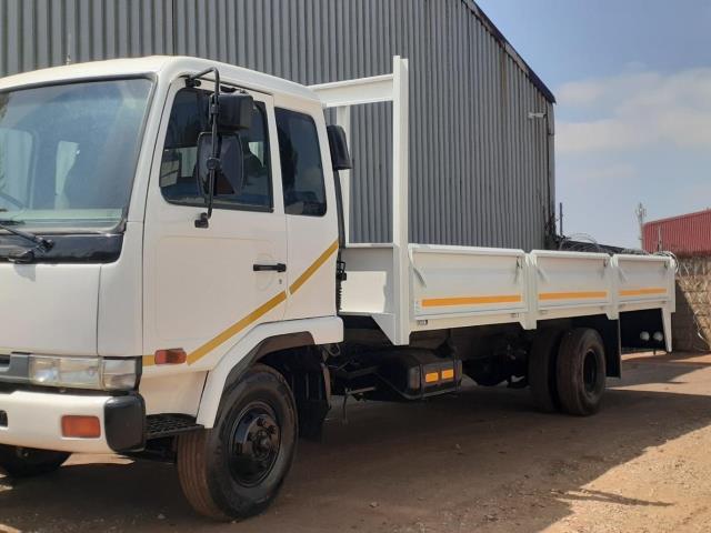 Nissan UD 60 UD 60 D and O Truck and Plant