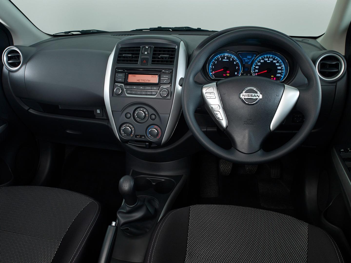 Nissan Almera