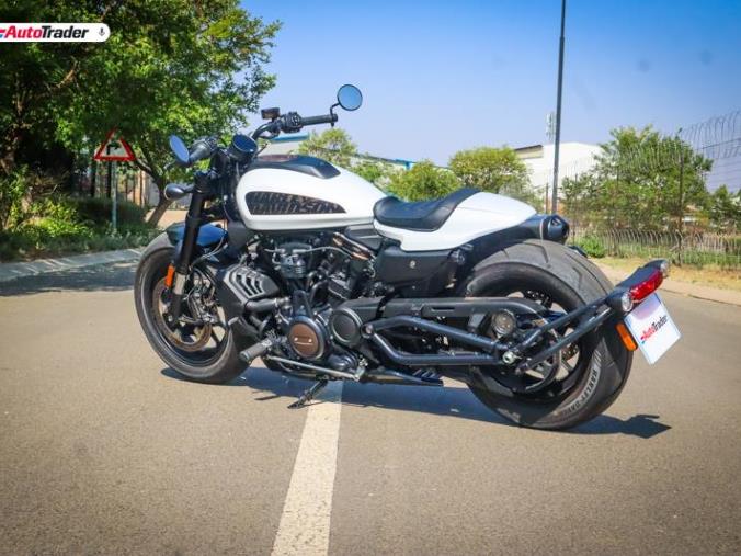HARLEY DAVIDSON Sportster S