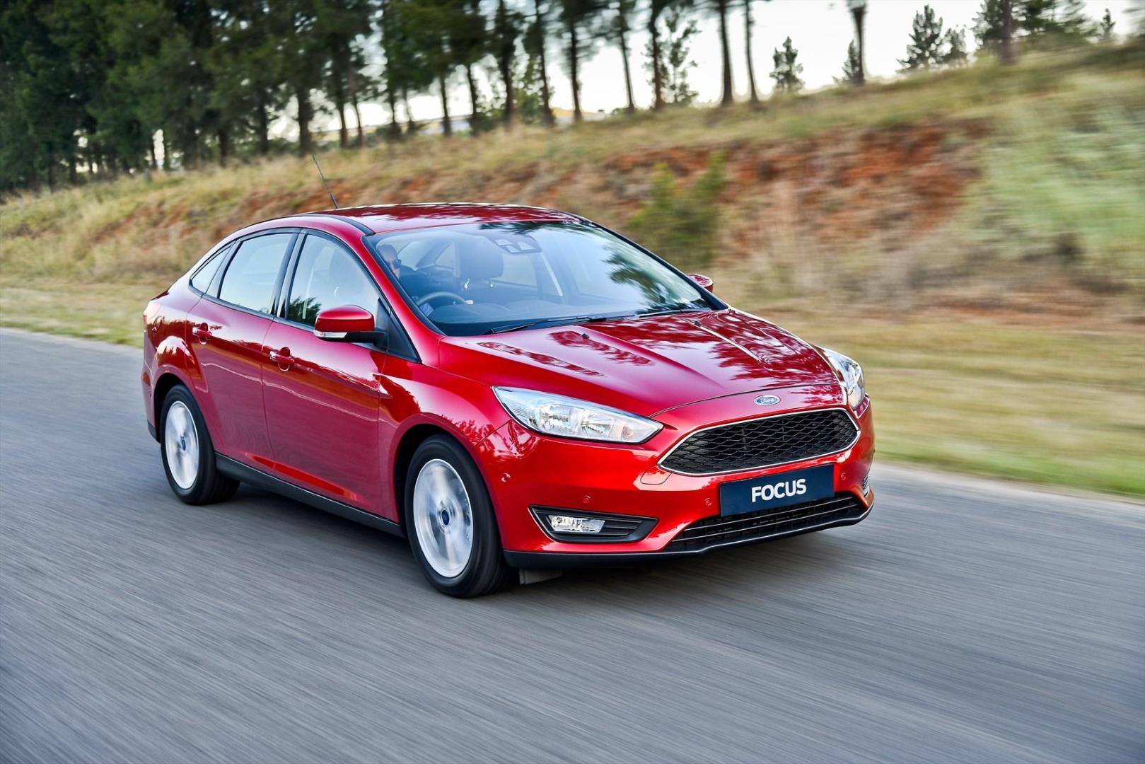 Ford Focus Range gains Four New 1.0 EcoBoost PowerShift