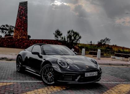 Porsche 911 Targa
