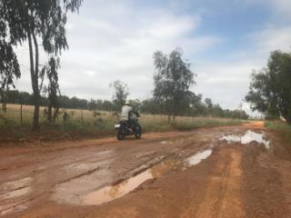 Riding your motorcycle through muddy terrain - Tips