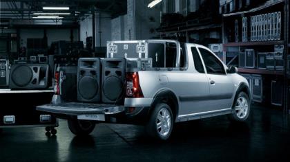 Nissan NP200