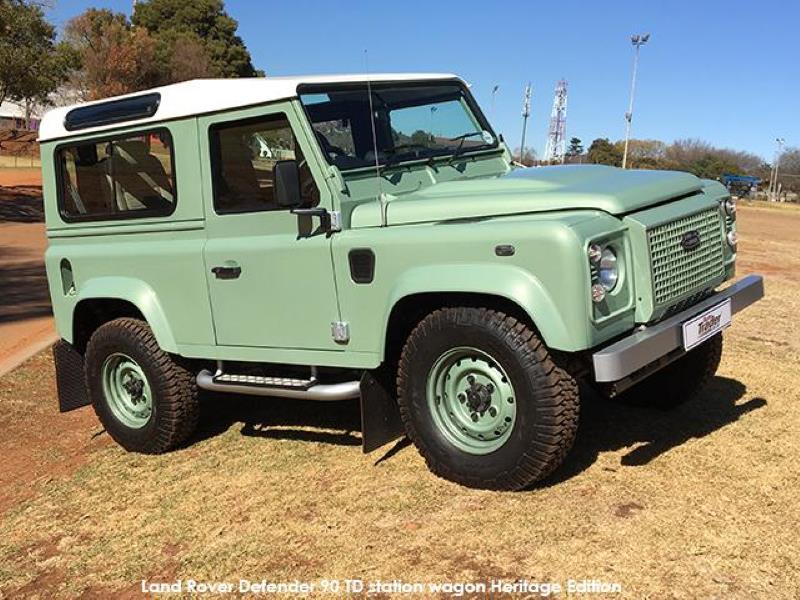 Rover Defender 90 TD wagon Heritage Edition - If you like the first one, you'll like the last one - Expert Land Defender Reviews - AutoTrader