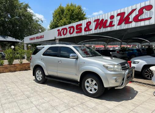 2011 Toyota Fortuner 3.0D-4D 4x4 auto for sale - 00702_23