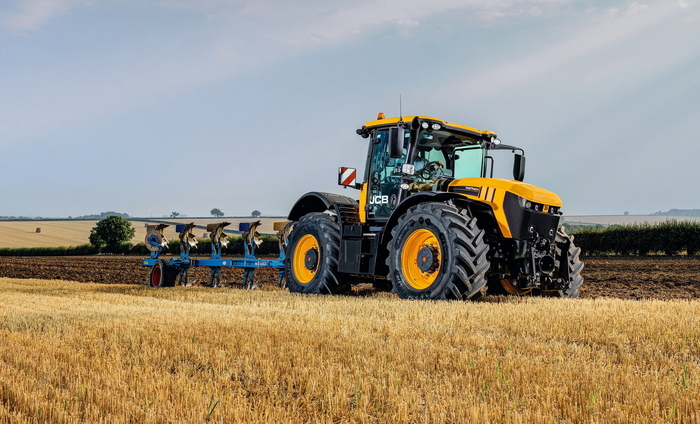 What you need to know about the JCB Fastrac 4000 Series - Agriculture ...