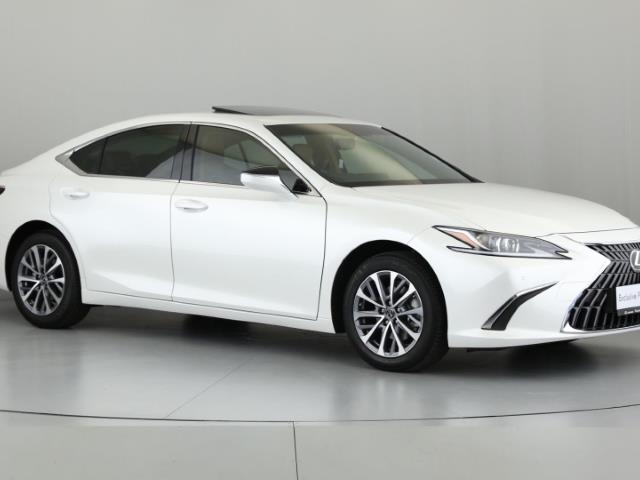 Lexus ES 250 cars for sale in South Africa - AutoTrader