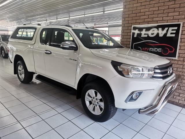 Toyota Hilux extended cabs for sale in South Africa - AutoTrader