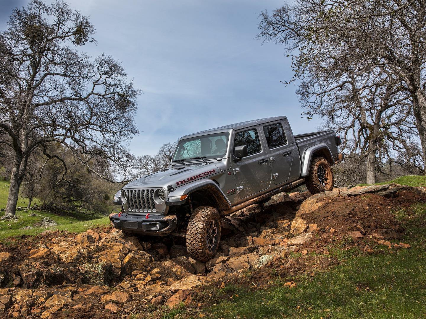 5 Jeep Wrangler accessories you didn't know you needed. - Buying a Car -  AutoTrader