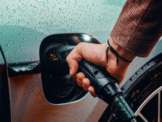 Can you charge an electric vehicle in the rain?