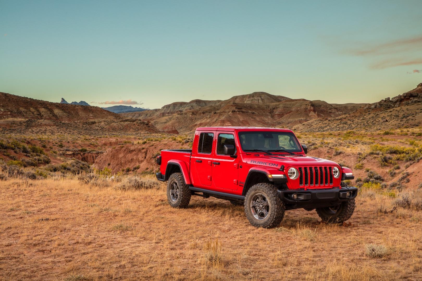 Jeep Gladiator vs Ford Ranger Raptor vs Volkswagen Amarok: Here's our ...