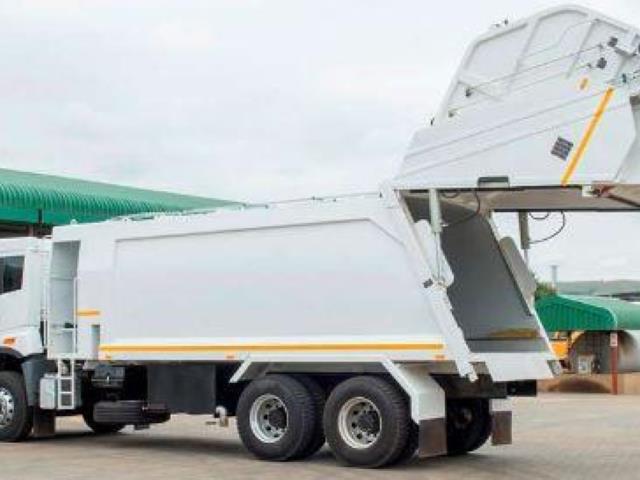 FAW J5N 28.290 FL Compactor / Garbage Truck / Municipal Waste and Refuse removal. ETTC National Sales