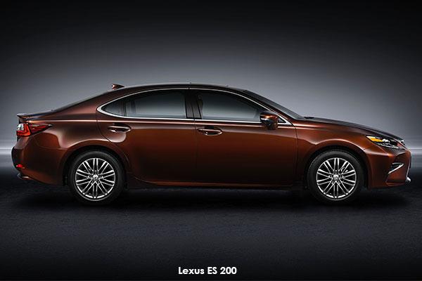 Lexus ES