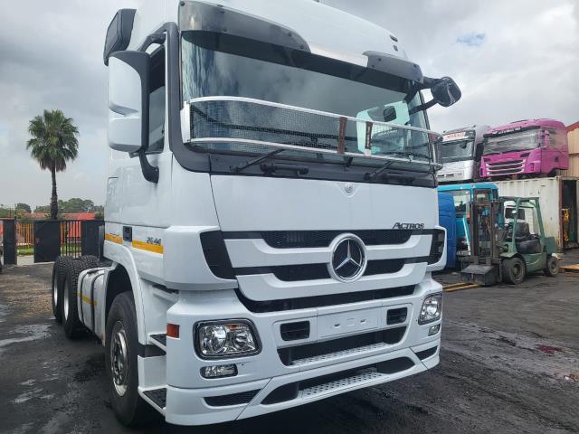 Mercedes-Benz Actros 2644 Middle East Truck and Trailers