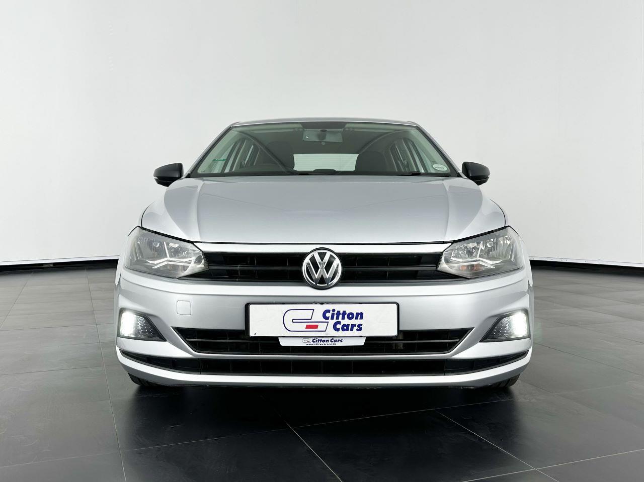 Volkswagen Polo Hatch 1.0TSI Trendline with 117000 km for Sale