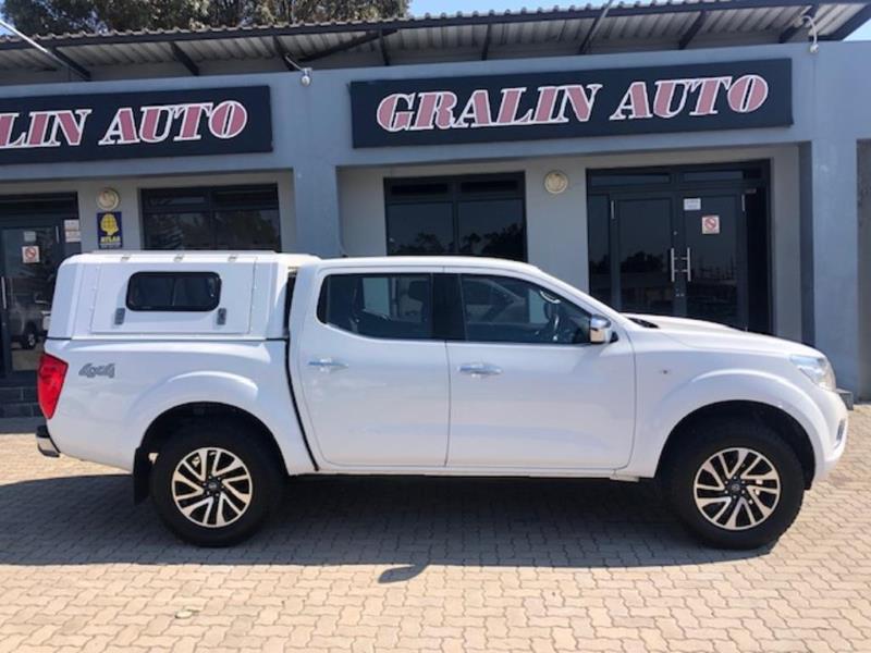 Nissan Navara 2.3D Double Cab 4x4 SE for sale in Port Elizabeth - ID ...