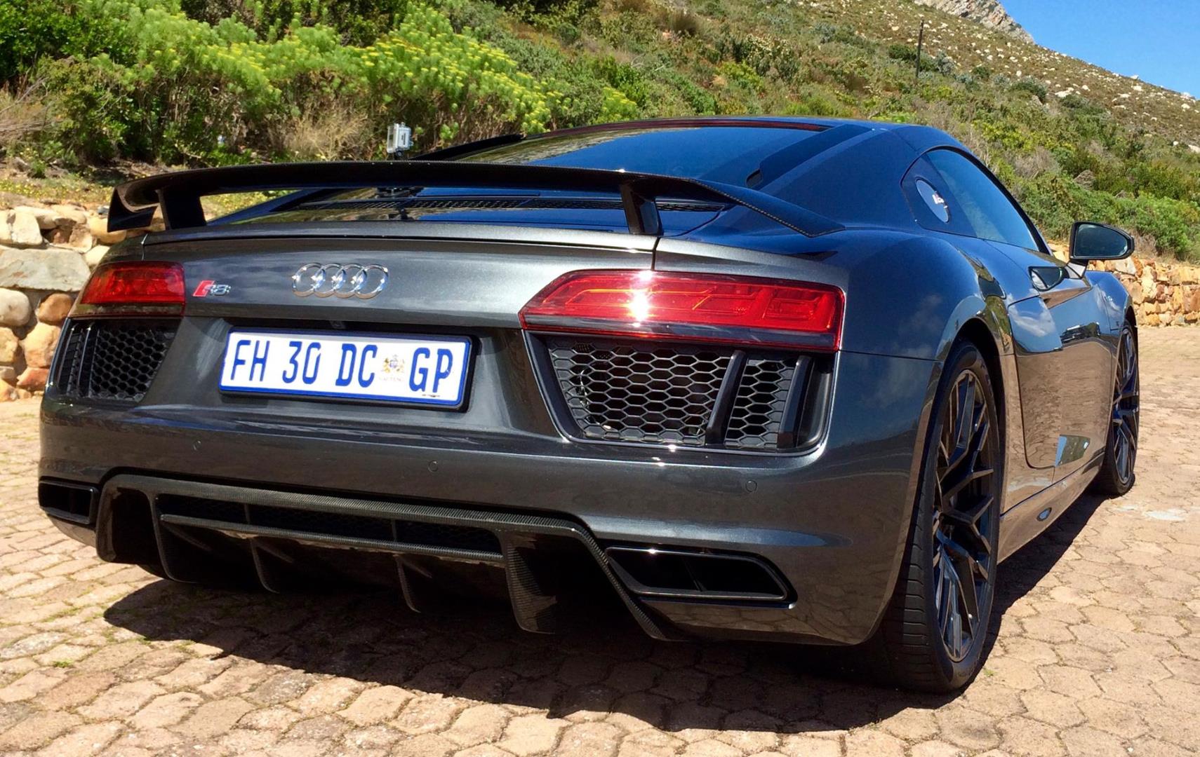 Audi R8