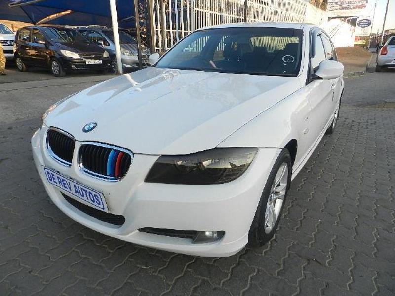 2012 BMW 3 Series 320i Individual Auto