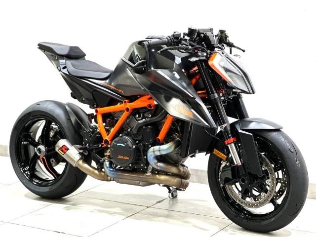 2021 ktm 1290 super duke r for sale